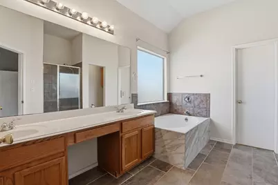 600 Prairie Gulch Drive, Fort Worth, TX 76140 - Photo 31