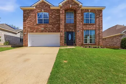 600 Prairie Gulch Drive, Fort Worth, TX 76140 - Photo 1