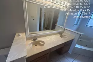 4211 Meadow Park Dr, Arlington, TX 76017 - Photo 9