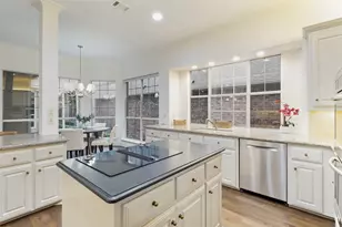 8648 Cherry Hill Dr, Dallas, TX 75243 - Photo 9