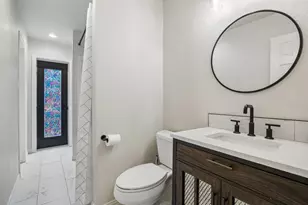 2121 Brentcove Dr, Grapevine, TX 76051 - Photo 11