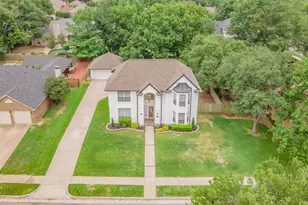 509 Aurora Dr, Euless, TX 76039 - Photo 37