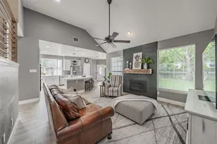 509 Aurora Dr, Euless, TX 76039 - Photo 11