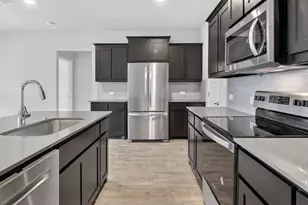 1604 Frst Pk Dr, Alvarado, TX 76009 - Photo 9