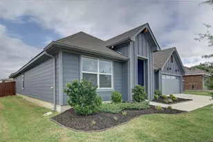 1604 Frst Pk Dr, Alvarado, TX 76009 - Photo 3