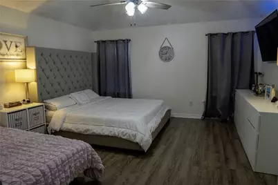 3707 Clover Hill Lane, Carrollton, TX 75007 - Photo 7