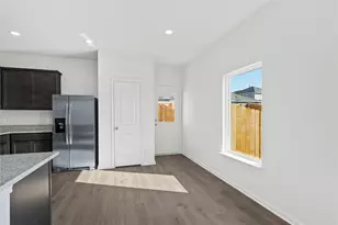8413 White Wolf Trl, Ponder, TX 76259 - Photo 5