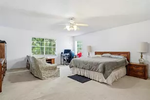 2105 Camelot Dr, Grapevine, TX 76051 - Photo 15