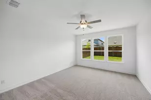 14409 McClint St, Pilot Point, TX 75009 - Photo 13