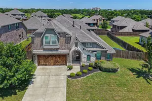 933 Vista Ln, DeSoto, TX 75115 - Photo 3