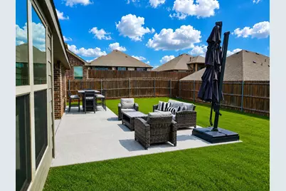 933 Vista Lane, DeSoto, TX 75115 - Photo 3
