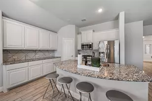 933 Vista Ln, DeSoto, TX 75115 - Photo 19