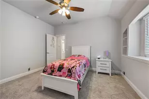 933 Vista Ln, DeSoto, TX 75115 - Photo 15