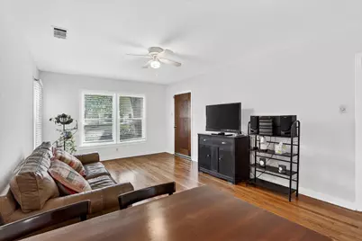 1439 Casa Vale Drive, Dallas, TX 75218 - Photo 9