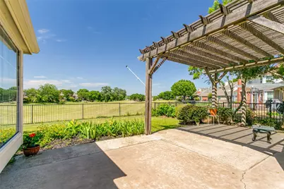 625 Palm Desert Drive, Garland, TX 75044 - Photo 25