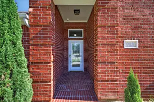 913 Chapel Dr, Denton, TX 76205 - Photo 3