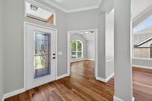 913 Chapel Dr, Denton, TX 76205 - Photo 5