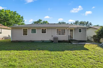1207 N 65th Street, Waco, TX 76710 - Photo 15