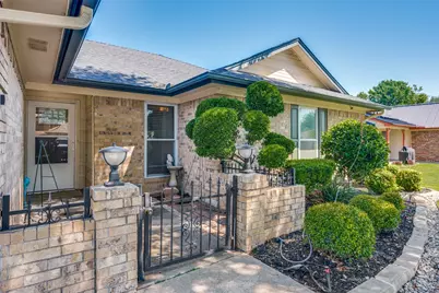 1808 Willow Vale Drive, Fort Worth, TX 76134 - Photo 3