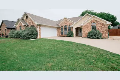 706 W Sherman Drive, Aubrey, TX 76227 - Photo 1