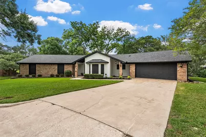 3241 Village Park Drive, Waco, TX 76708 - Photo 3