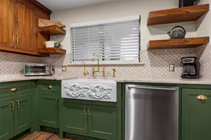 3241 Village Park Dr, Waco, TX 76708 - Photo 9