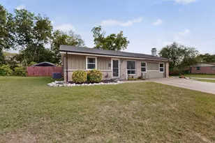 2238 Sussex Dr, Garland, TX 75041 - Photo 5