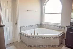 7113 Chandler Dr, Plano, TX 75024 - Photo 15
