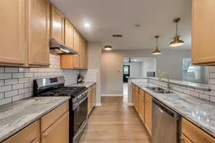 2711 Avon St, Dallas, TX 75211 - Photo 1