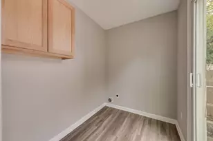 2711 Avon St, Dallas, TX 75211 - Photo 13