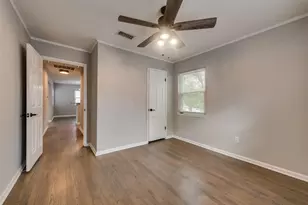 2711 Avon St, Dallas, TX 75211 - Photo 11