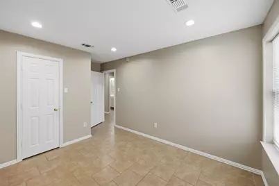 2803 Wayside Avenue, Fort Worth, TX 76110 - Photo 21