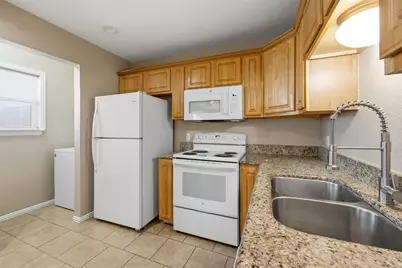 2803 Wayside Avenue, Fort Worth, TX 76110 - Photo 15
