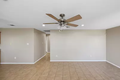 2803 Wayside Avenue, Fort Worth, TX 76110 - Photo 11