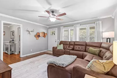 900 W Reeves, Decatur, TX 76234 - Photo 5