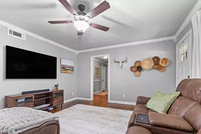 900 W Reeves, Decatur, TX 76234 - Photo 7