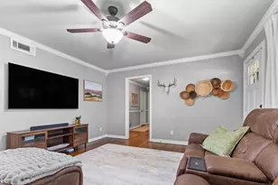 900 W Reeves, Decatur, TX 76234 - Photo 7