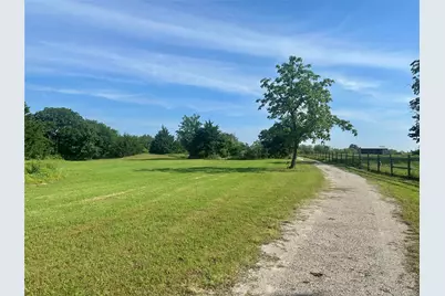2200 Tipps Road, Cross Roads, TX 76227 - Photo 9