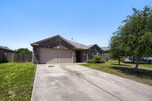 4015 Elderberry St, Forney, TX 75126 - Photo 3