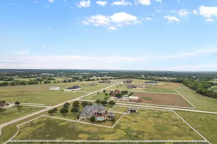 160 Steel Dust Dr, Red Oak, TX 75154 - Photo 37