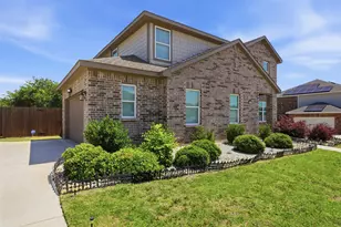 2636 Sagebrush Dr, Glenn Heights, TX 75154 - Photo 3