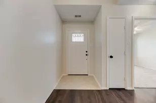 808 Sage Cir, Burleson, TX 76028 - Photo 19