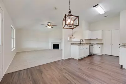 808 Sage Circle, Burleson, TX 76028 - Photo 17