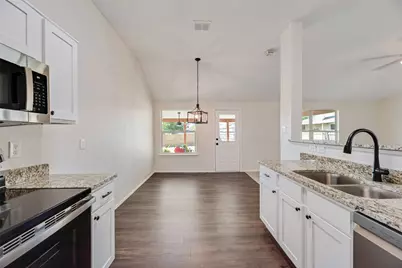 808 Sage Circle, Burleson, TX 76028 - Photo 31