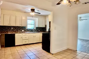 417 Corry A Edwards Dr, Kennedale, TX 76060 - Photo 11
