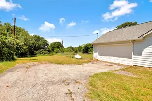 1633 Fm 3136, Cleburne, TX 76031 - Photo 25