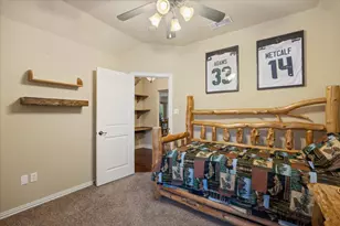 805 Mallard Pointe Dr, Granbury, TX 76049 - Photo 23