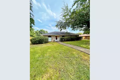 221 Connie Drive, DeSoto, TX 75115 - Photo 1