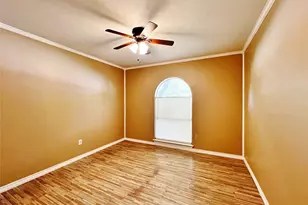 221 Connie Dr, DeSoto, TX 75115 - Photo 15