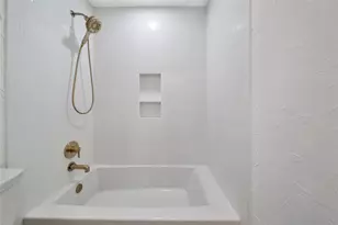 2909 Normandy Ct, Euless, TX 76039 - Photo 23